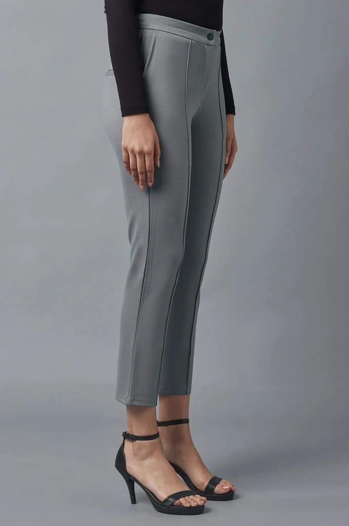 Grey Solid Straight Fit Trousers With Pintuck Detail — photo 4