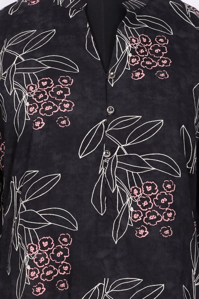 Black Floral Printed Rayon Straight Kurta — photo 2