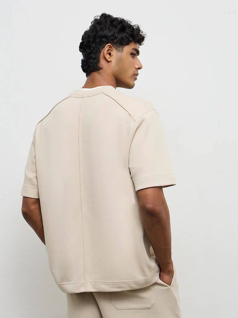 Nuoflexx Light Beige Relaxed-Fit T-Shirt — photo 4