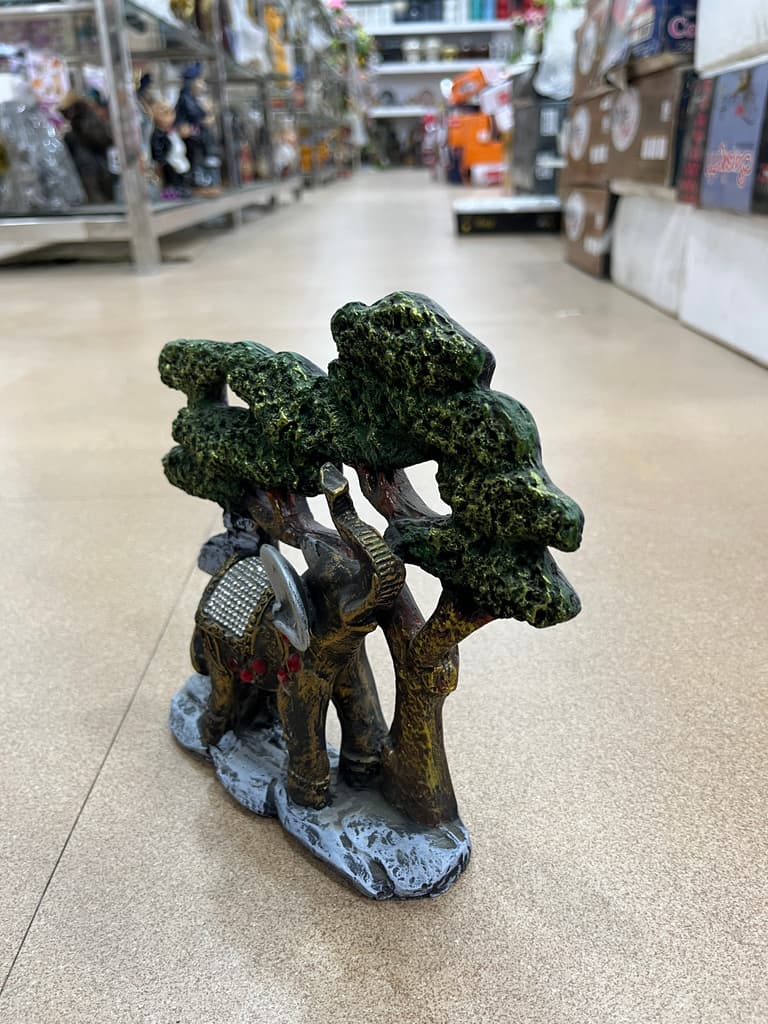 Tree Trunk Elephant Statue | Sculpture | Bronze | Green