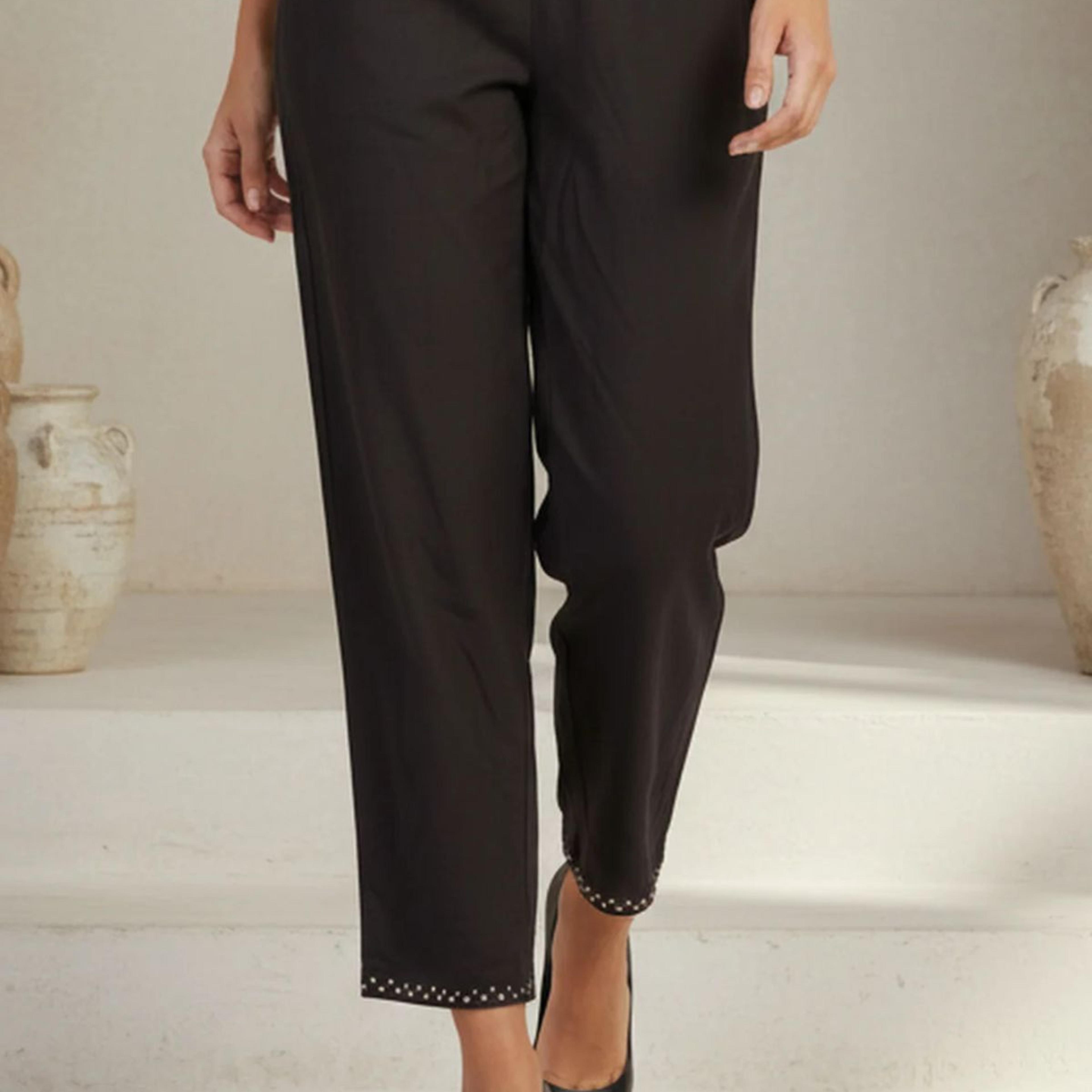Black Solid Cotton Blend Ankle Length Mid Rise Straight Pants