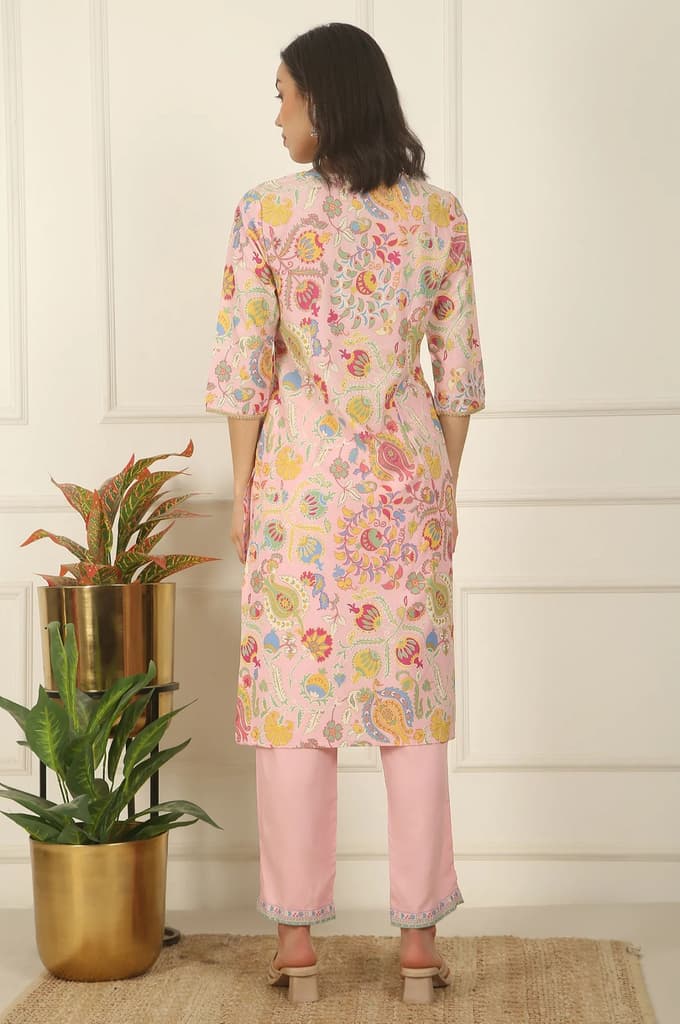 Pink Floral Printed Rayon Straight Kurta and Pants Set — photo 8