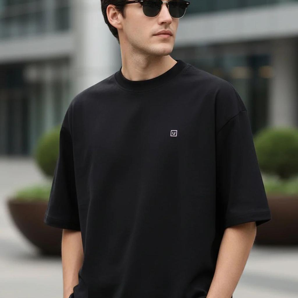 Men's Jet Black Solid Round Neck Oversized Half Sleeve Cotton T-Shirt