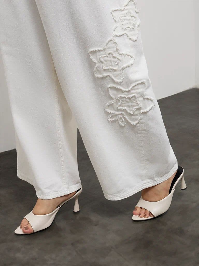 Gia White Floral Embroidered High-Rise Jeans — photo 4
