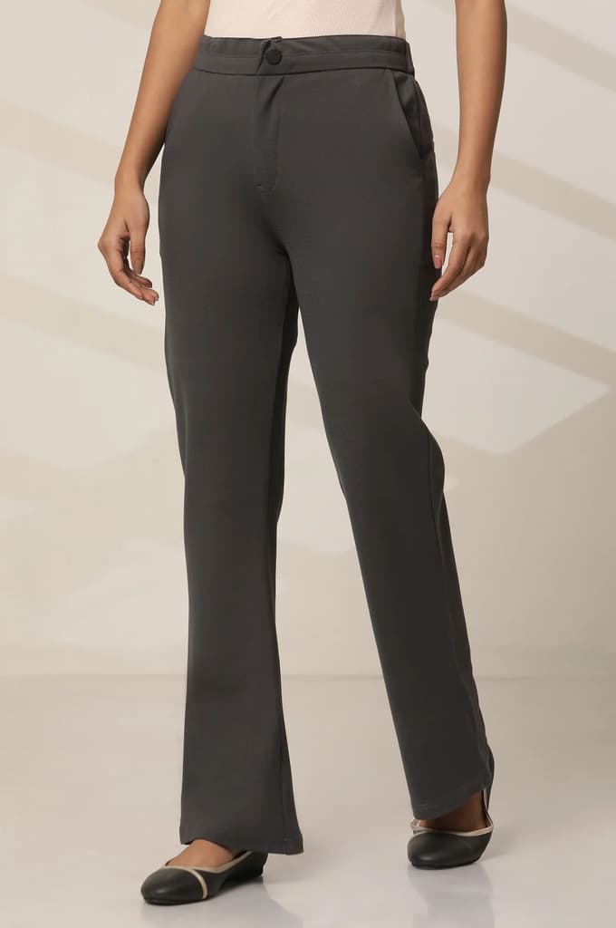 Grey Solid Straight Fit Pants With Button Closure — photo 4