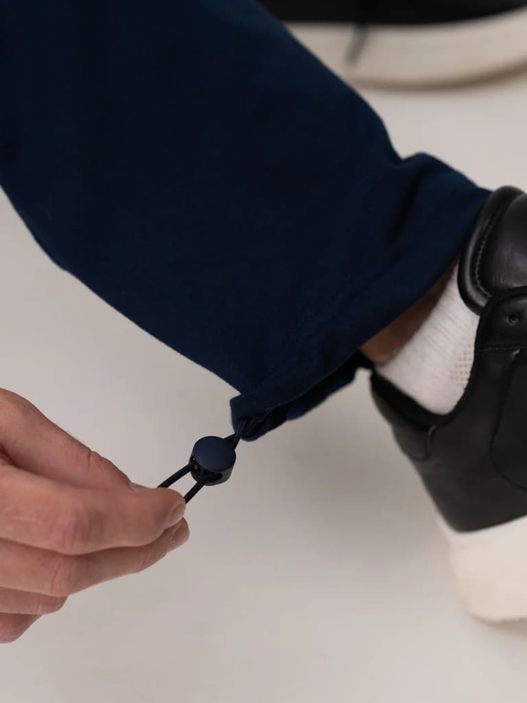 Calm Navy Relaxed Fit Cargo Sweatpants — photo 6