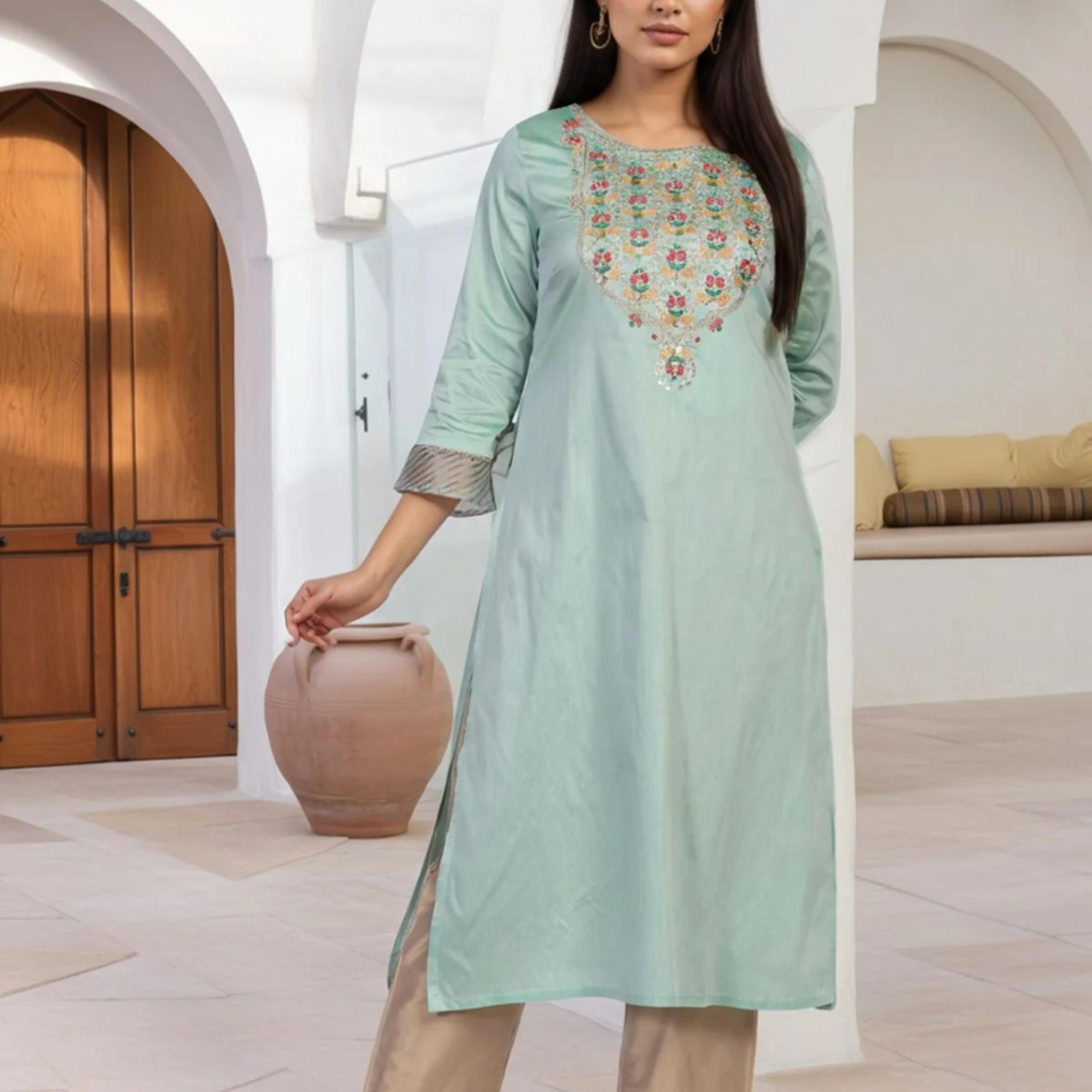 Green Embroidered Straight Kurta