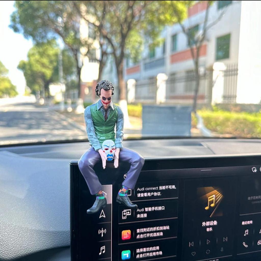 Car Dashboard Joker Statue – Unique Auto Decor for DC Fans — photo 6