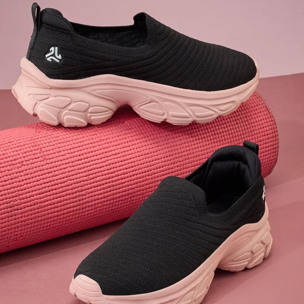 SPERO Black Women's Walking Shoes