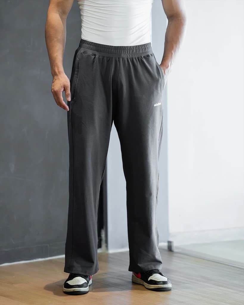 Stride Straight Pants