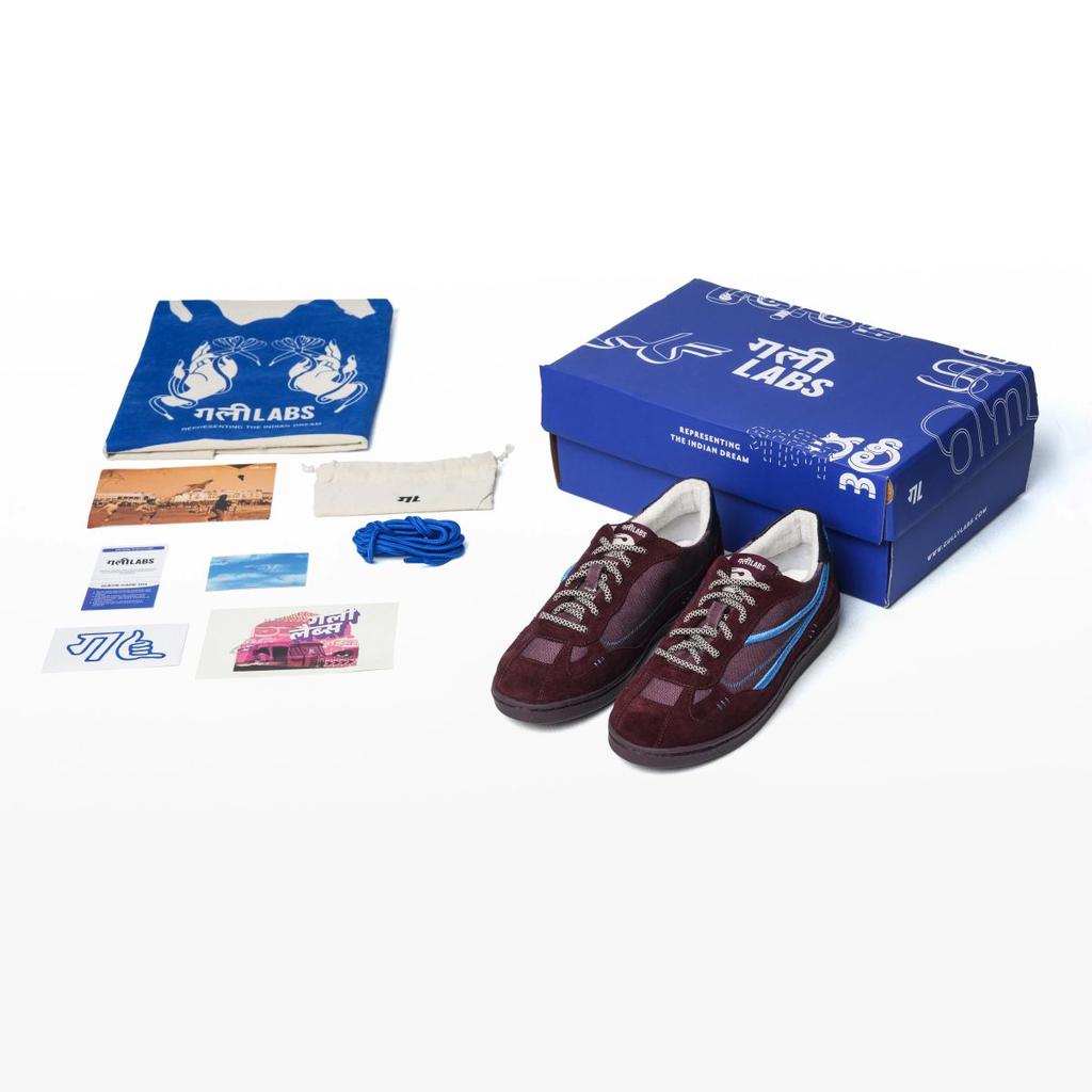GULLY NUMBER 001 - Baaz Laakh Red for Women — photo 10