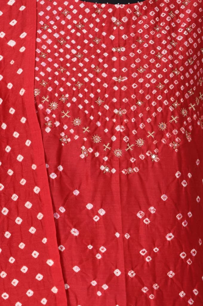 Red Bandhni Mirror Work Silk Blend Straight Kurta with Pant and Dupatta Set — photo 2