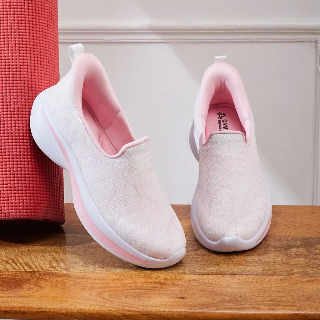 GRASP White Women's Walking Shoes