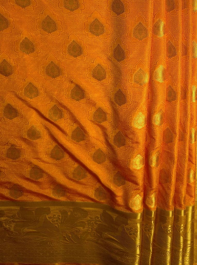 MIMOSA Women's Woven Design Kanjivaram Style Art Silk Saree with Blouse Piece - Gold ( SA00003143GDFREE ) — photo 6