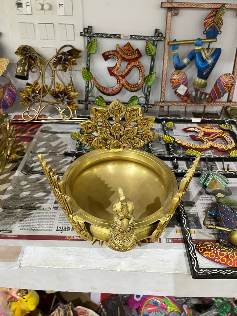 Golden Statue of a Bird | Sculpture | Gold | Gold