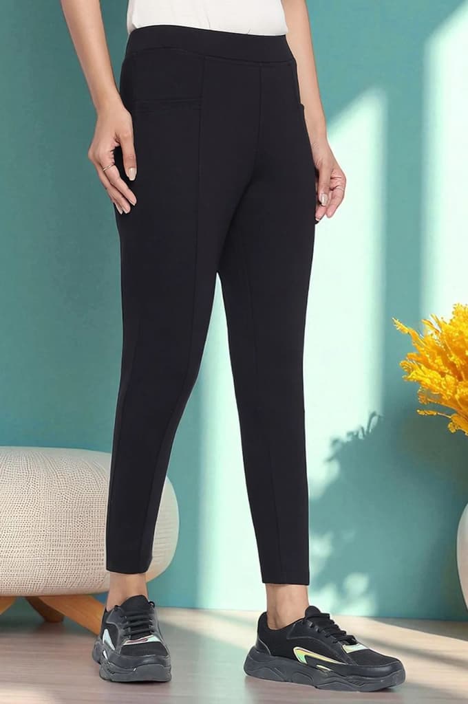 Black Solid Mid Rise Tights in Calf Length — photo 3