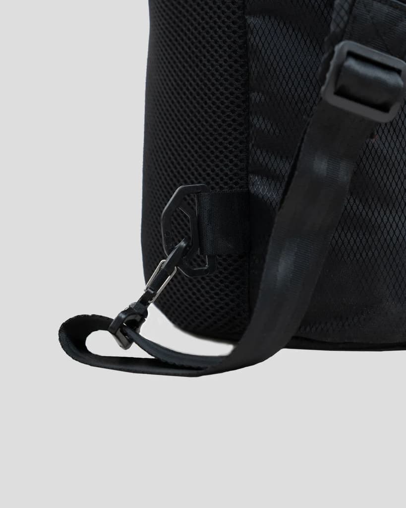 Compact Champ Gym Bag — photo 8