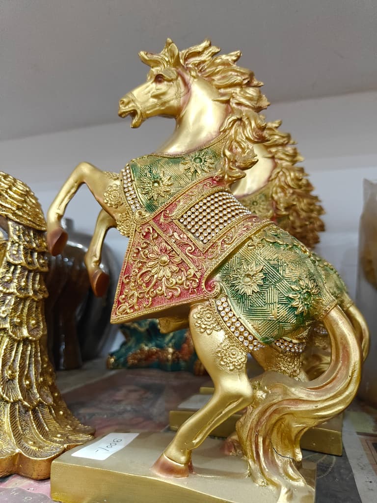 Gold Horse Statue | Decorative | Metal | Gold