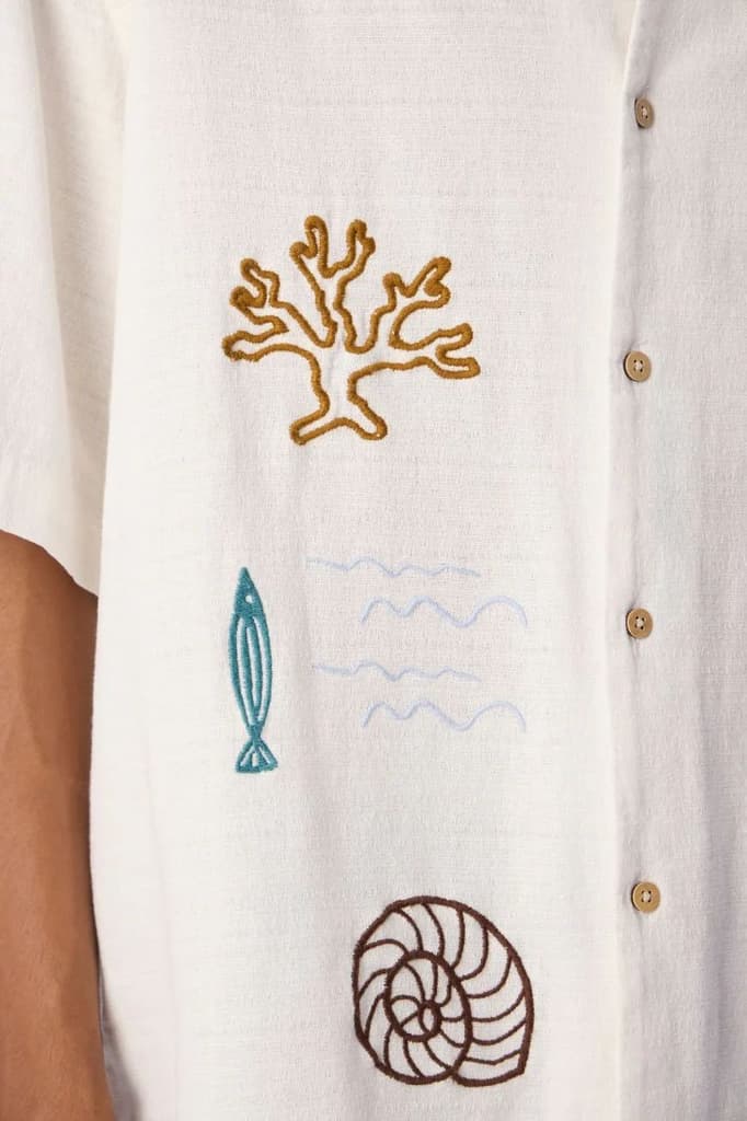 Coastal Soul Resort Shirt — photo 3