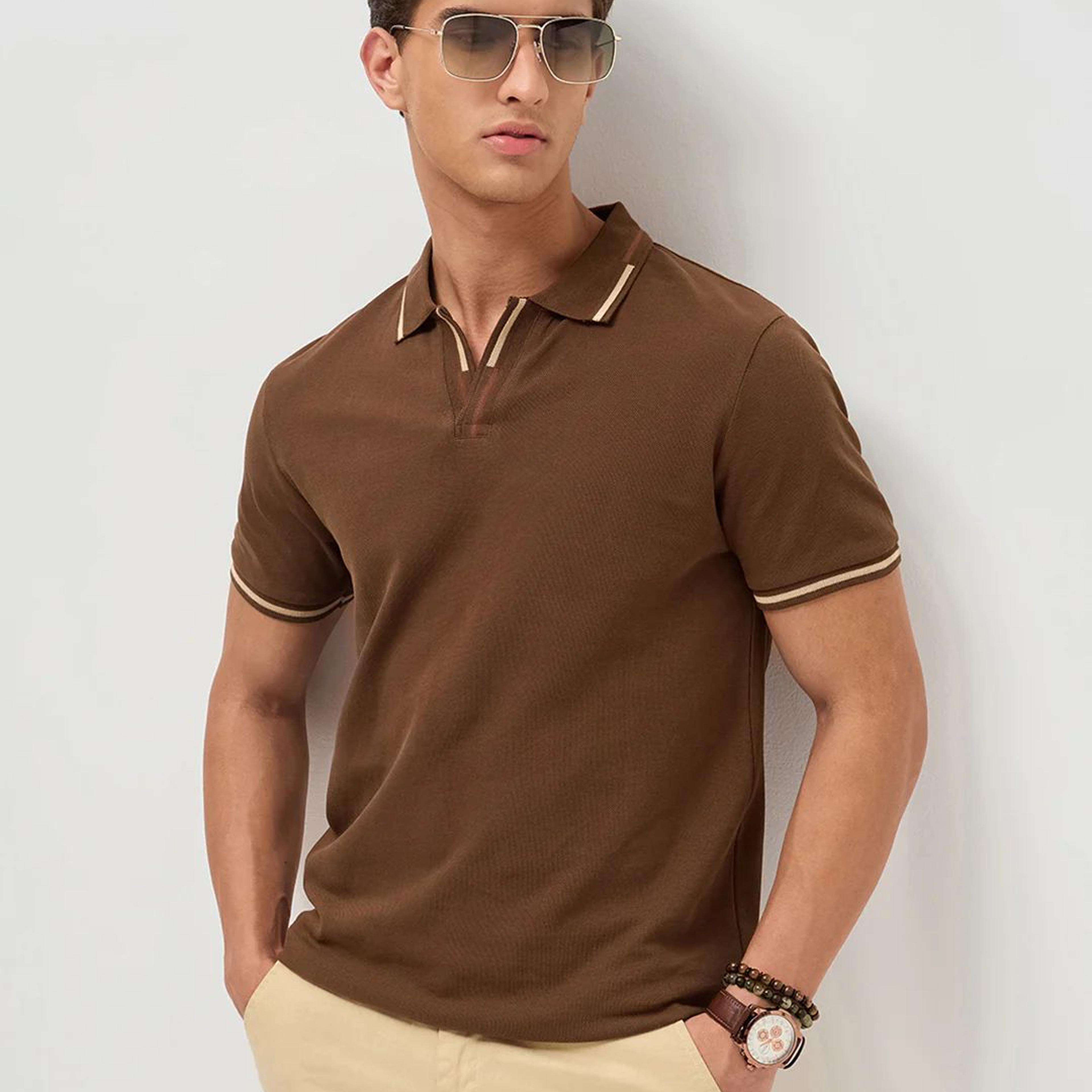 Men's Dark Brown Solid Regular Fit Half Sleeve Cotton Polo T-Shirt