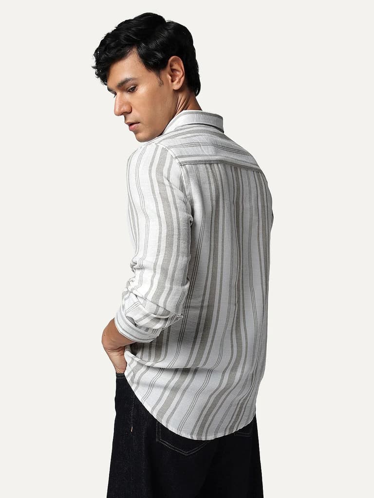 Men's Light Grey Cotton Full Sleeve Relaxed Fit Linen Striped Shirt with Spread Collar — photo 4