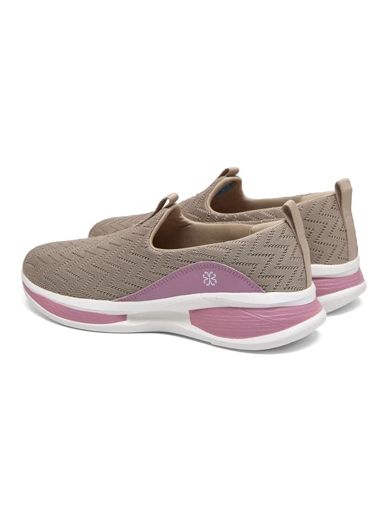 GARU Beige Women's Walking Shoes — photo 5
