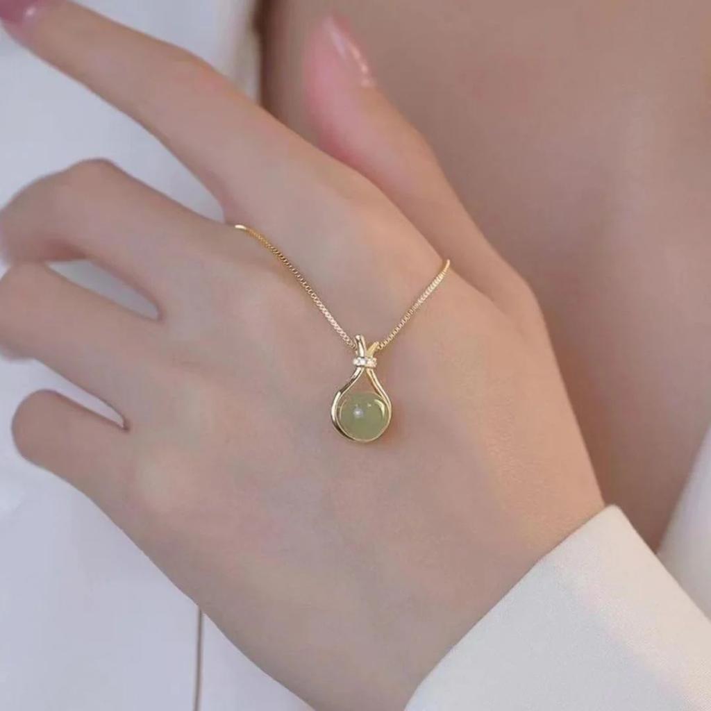 Elegant Teardrop Pendant Necklace – Jade Color Charm — photo 2