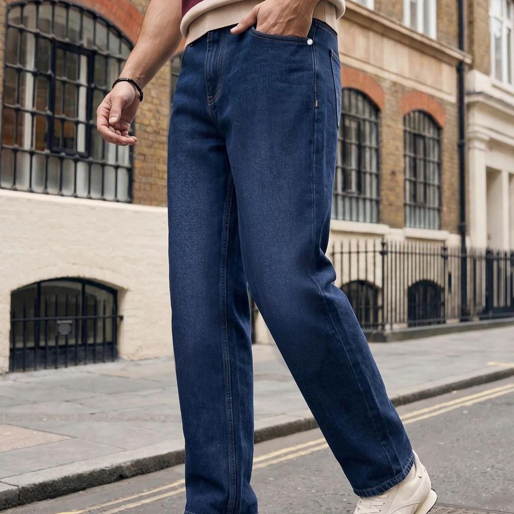 Men's Dark Blue Relaxed Fit Washed Denim Jeans Non-Stretchable