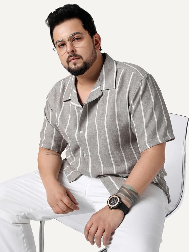 Plus Men's Grey Cotton Half Sleeve Relaxed Fit Linen Striped Shirt with Cuban Collar — 2XL / Grey