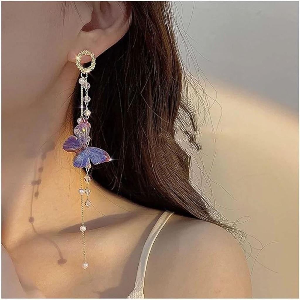 Butterfly Kisses – Pearl Drop Earrings — photo 2