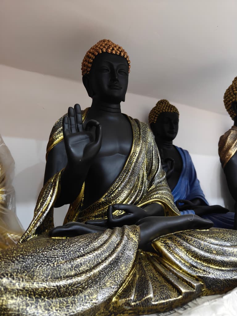Black Buddha Statue | Decorative | Gold | Meditation