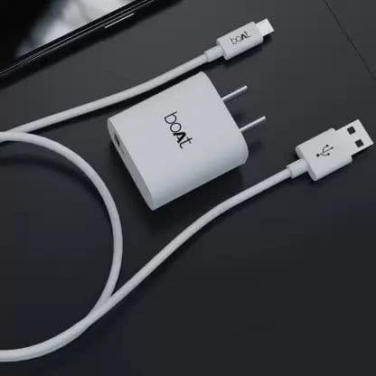 boAt WCD QC3.0 With Micro USB Cable — photo 3