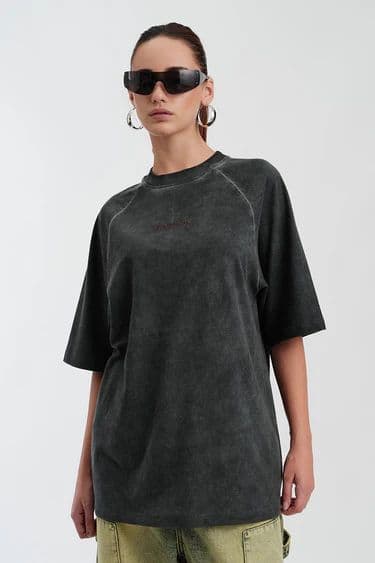 Iron Wash Oversized T-shirt — photo 10