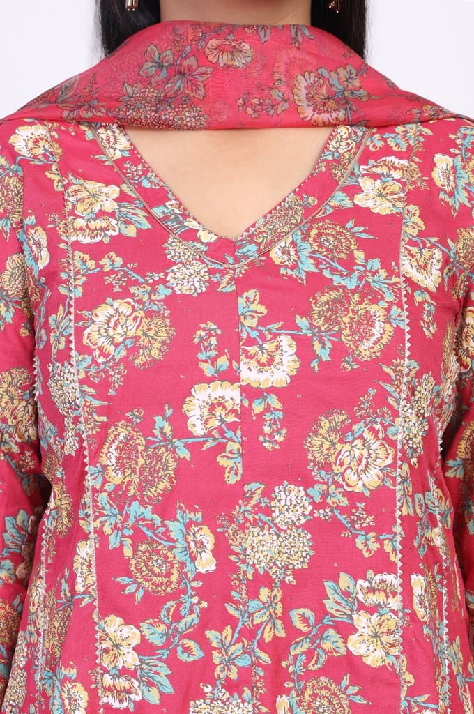 Pink Floral Printed Lace Trim Flared Rayon Kurta with Sharara and Dupatta Set — photo 3