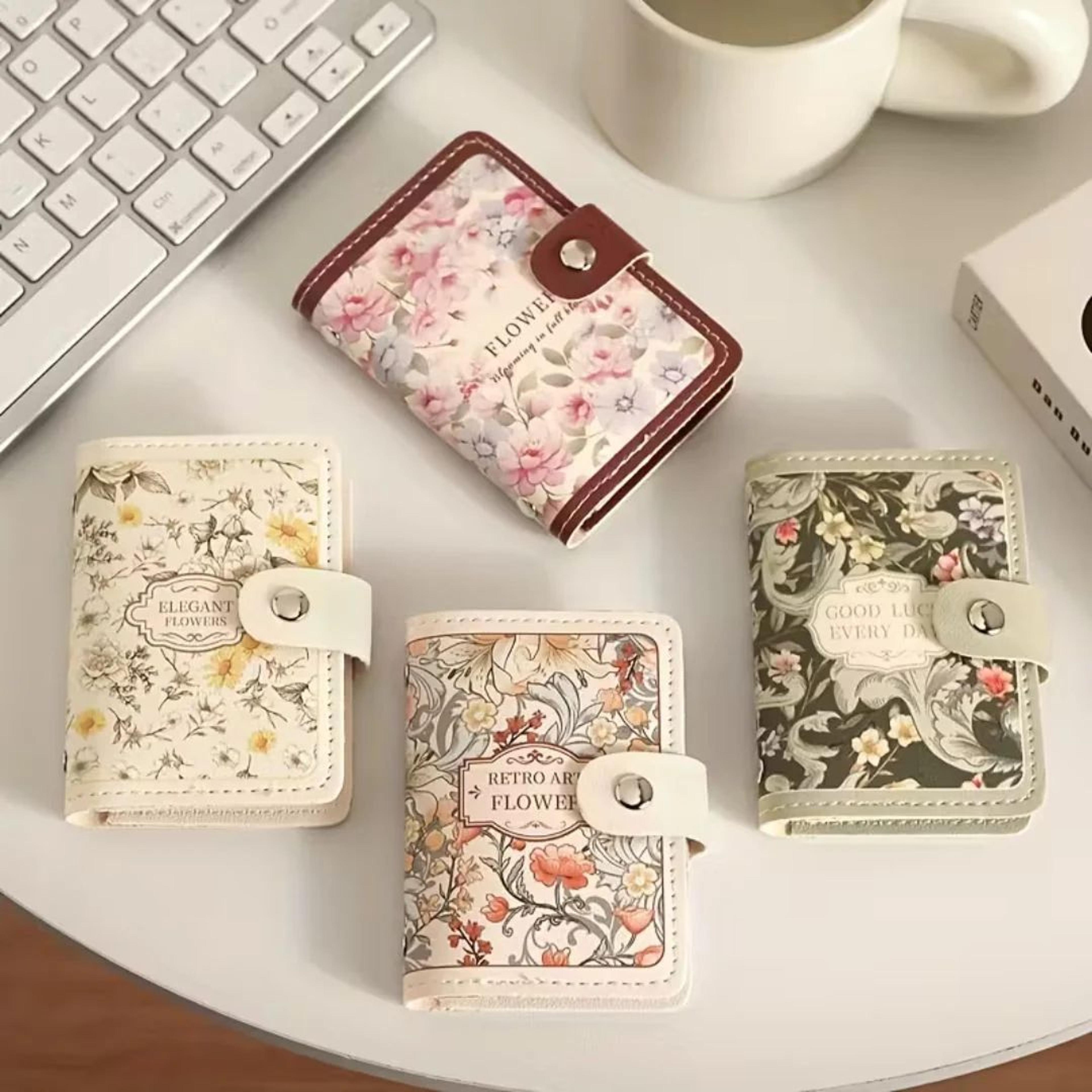 Floral Card Holder Organizer – Multi-Slot Compact Wallet
