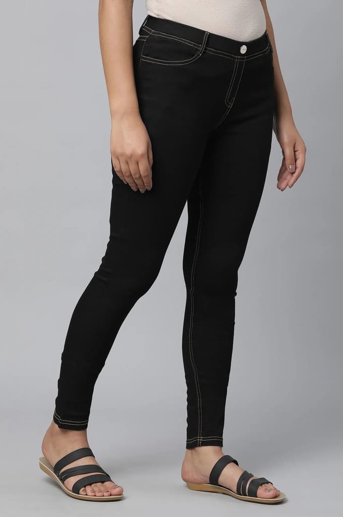 Black Solid Skinny Fit Denim Jeggings With Elasticated Waist — photo 4
