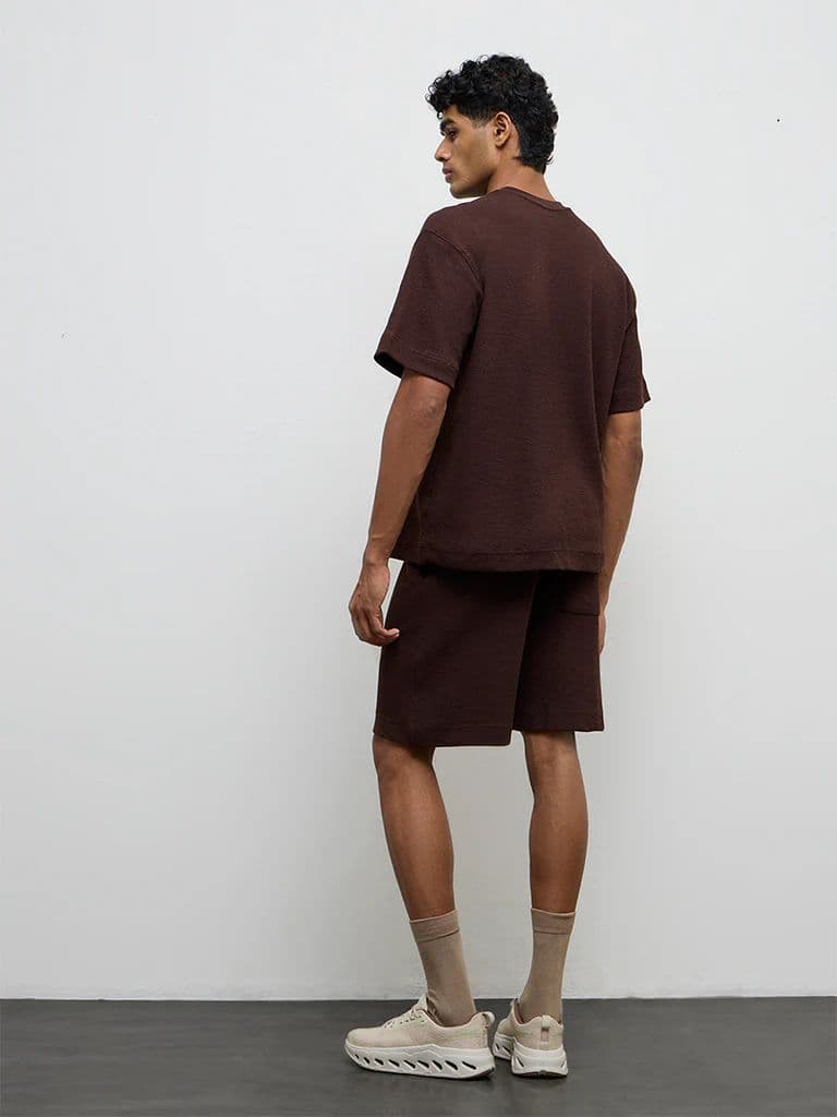 Nuoflexx Dark Brown Textured Relaxed-Fit Cotton-Blend T-Shirt — photo 4