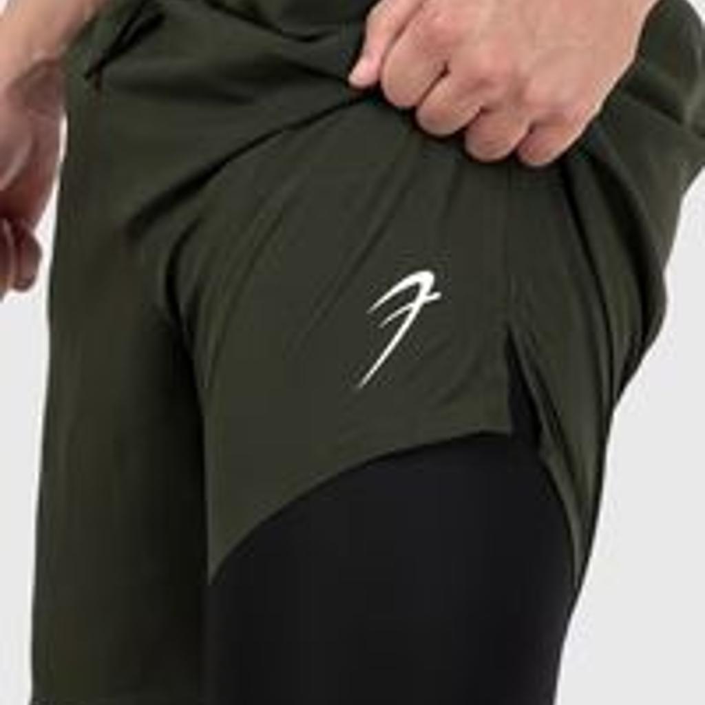2 in 1 Compression Shorts Olive