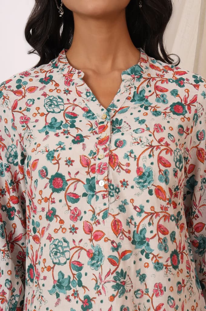 White Floral Printed Rayon Flax Straight Fusion Top — photo 4