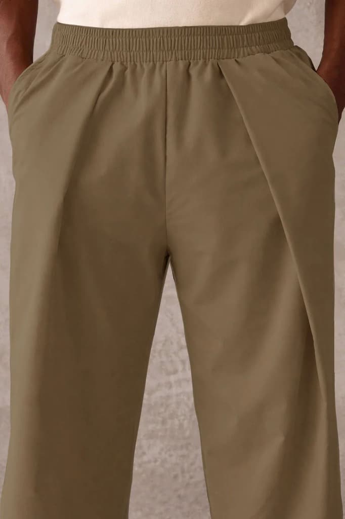 Pleat Core Tech Joggers — photo 3