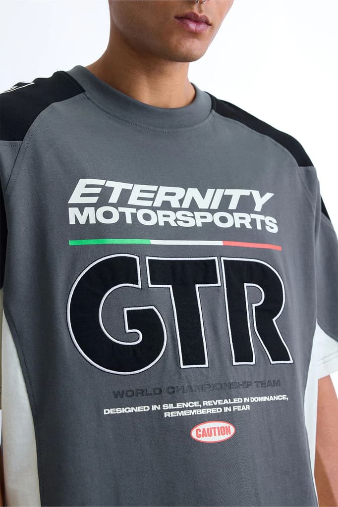 Eternity GTR Oversized T-shirt — photo 6