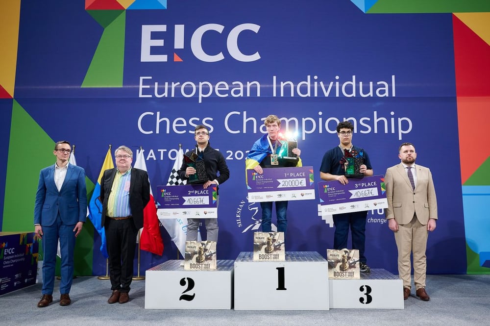 Podium Indywidualnych Mistrzostw Europy w Szachach 2026