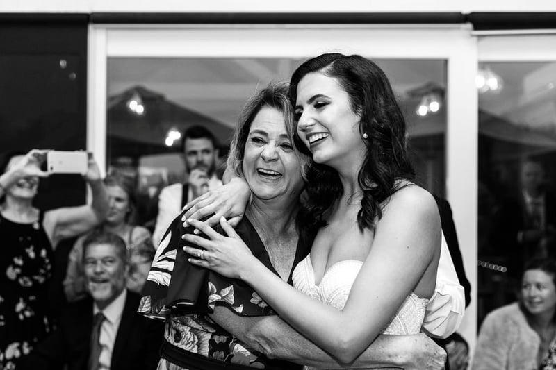 MORNINGTON-PENINSULA-WEDDING-PHOTOGRAPHER-–-STILLWATER-AT-CRITTENDEN_0104.jpg