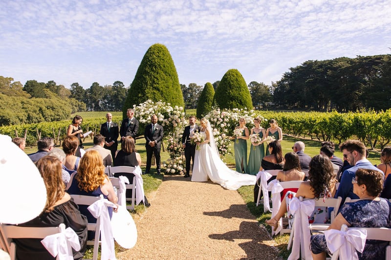 Wedding Photographer at Lancemore Lindenderry Red Hill Madeleine Josh275