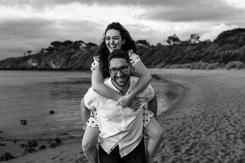 Couples-and-engagement-photography-sessions-near-Melbourne_0030.jpg