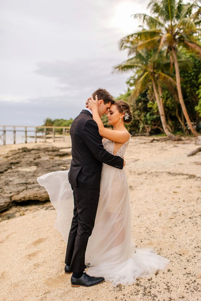 Outrigger-Fiji-Beach-Resort-Wedding_0107.jpg