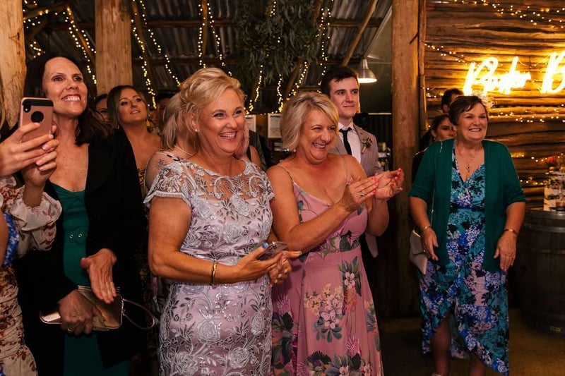 BAXTER-BARN-WEDDING-PHOTOGRAPHY-MORNINGTON_0124.jpg