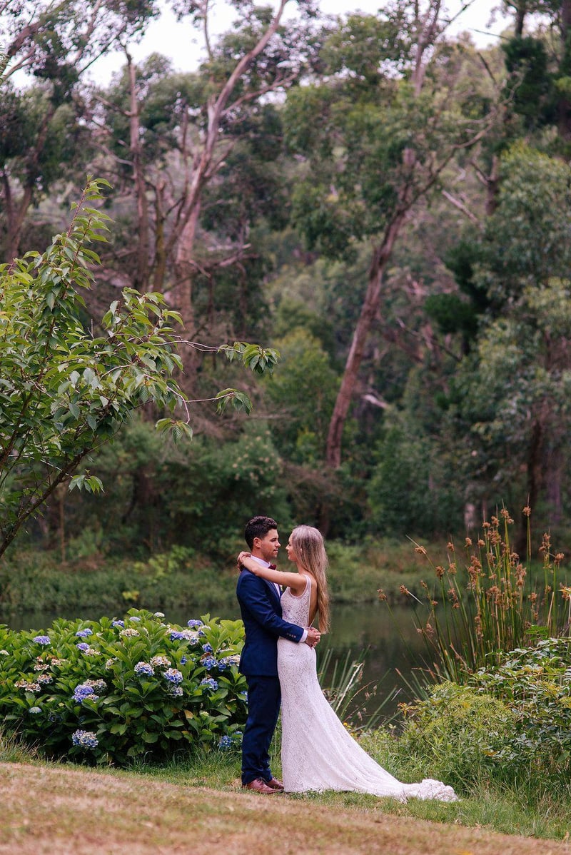 MORNINGTON-PENINSULA-WEDDING-PHOTOGRAPHY-–-LINDENDERRY_0191.jpg