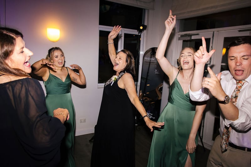 Wedding Photographer at Lancemore Lindenderry Red Hill Madeleine Josh860