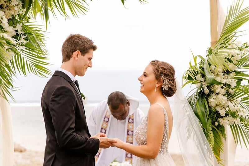 Outrigger-Fiji-Beach-Resort-Wedding_0070.jpg